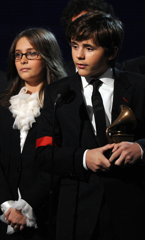 Prince-Paris-Grammy2010-6.jpg