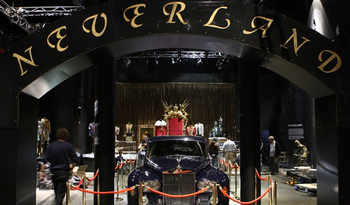 MJ-lifetime-collection-exhibition.jpg