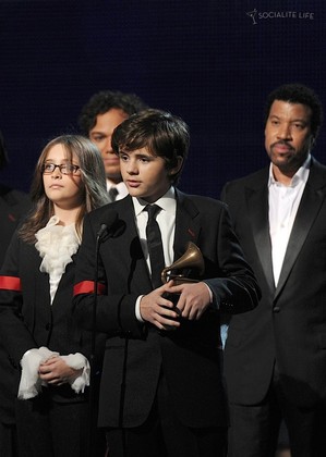 Prince-Paris-Grammy2010-9.jpg