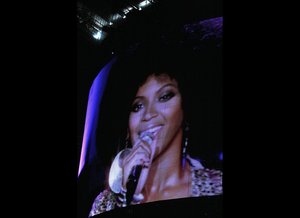 mj-4ever-8oct2011-19.jpg