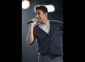 mj-4ever-8oct2011-25.jpg