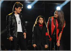 mj-4ever-8oct2011-39.jpg