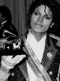 MJ007.jpg