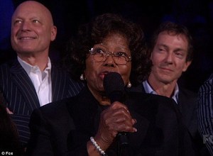 mj-katherine-johnbranca-xfactor2011-7.jpg