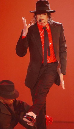 MJ-Dick-Clark-2002-3.jpg