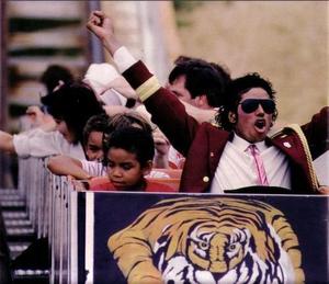 Taj-MJ-1.jpg