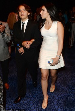 MJONE-29June2013-12.jpg