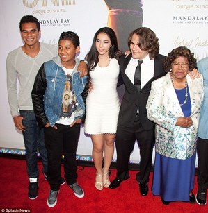 MJONE-29June2013-13.jpg