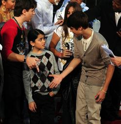 blanket-bieber-handshake.jpg