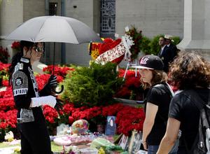 memorial-25062014-forestlawn-3.jpg