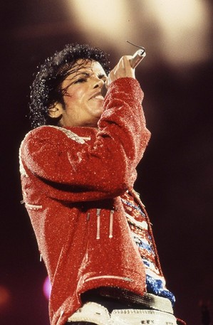 MichaelJackson-VictoryTour-Auction1.jpg