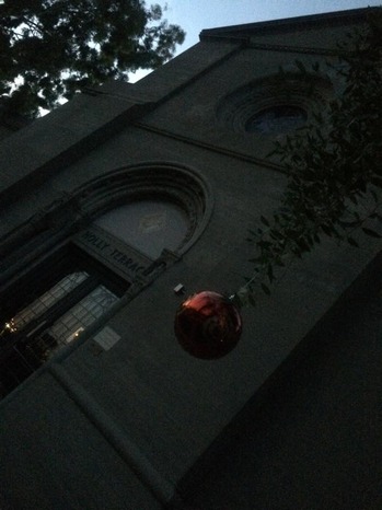 forest-lawn-christmas2014-15.jpg
