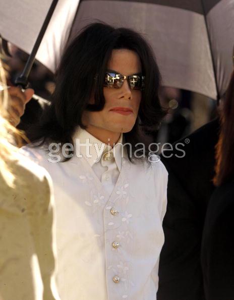 MJ_court13_310105.jpg