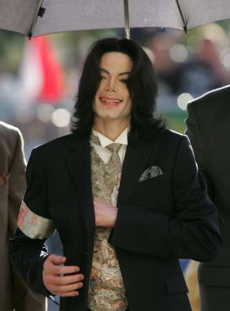 court30_mj10_040405.jpg