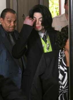 court54_mj04_100505.jpg